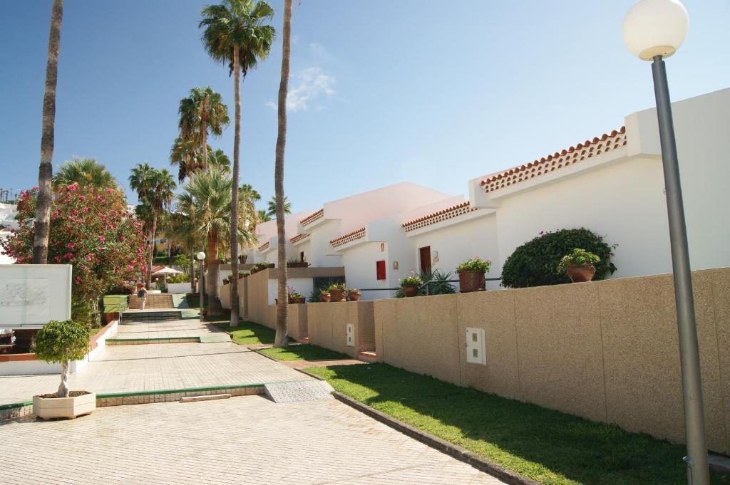 פלאייה דה לאס אמריקס Island Village מראה חיצוני תמונה